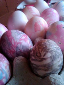 silk dyed eggs